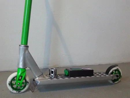 Blunt Custom srebrno/zelen – Skiro Blunt – slika 2