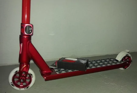 Blunt Custom devil - rdeč – Skiro Blunt – slika 2